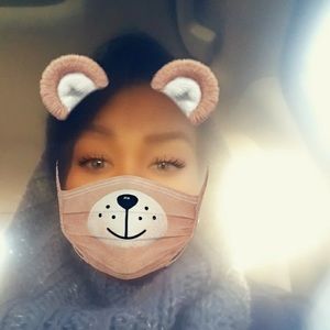 Meet your Posher, April